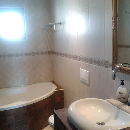 Sunshine Apartment *